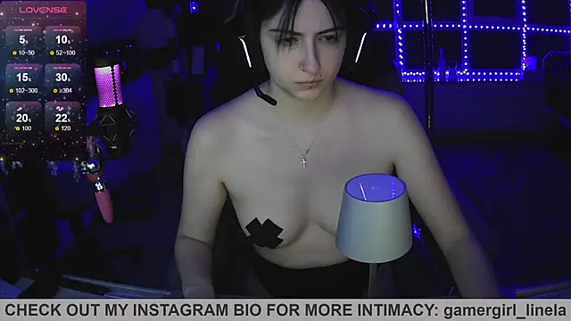 Snapshot of Gamergirl-Linela chatting on 05.27.26 Gamergirl-Linela online show from 05.27.26