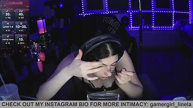 Snapshot of Gamergirl-Linela chatting on 07.04.26 Gamergirl-Linela online show from 07.04.26