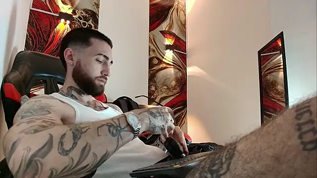 Luke davis01 online show from 02.18.26