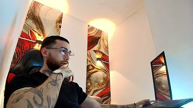 Luke davis01 online show from 04.30.26