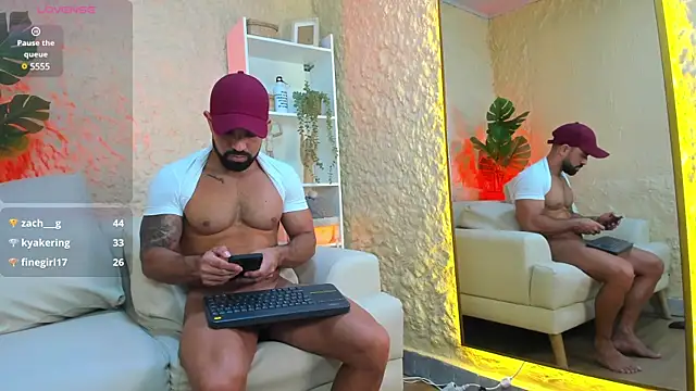 Maofenix online show from 02.13.25