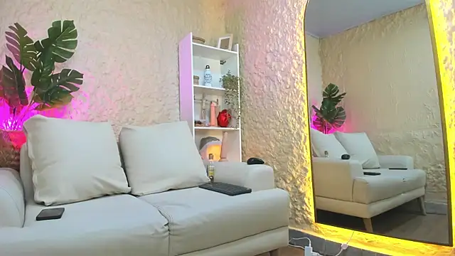 Maofenix online show from 02.18.25