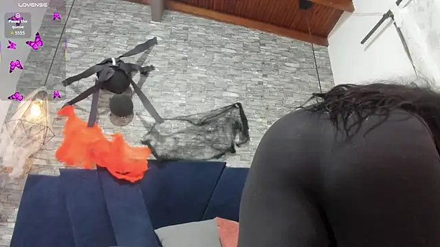 Sophia Brunett online show from 10.24.25