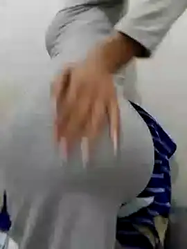 Snapshot of Nihal-68 chatting on 03.08.25 Nihal-68 online show from 03.08.25