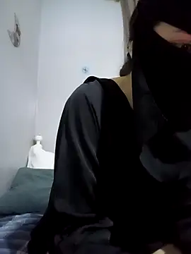 Snapshot of Milan-88 chatting on 02.27.26 Milan-88 online show from 02.27.26