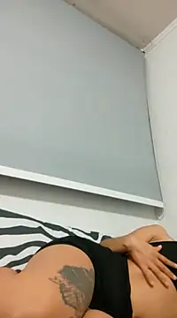 Snapshot of MaiPandora chatting on 03.18.25 MaiPandora online show from 03.18.25