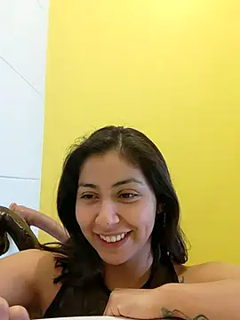 Snapshot of MaiPandora chatting on 11.05.25 MaiPandora online show from 11.05.25