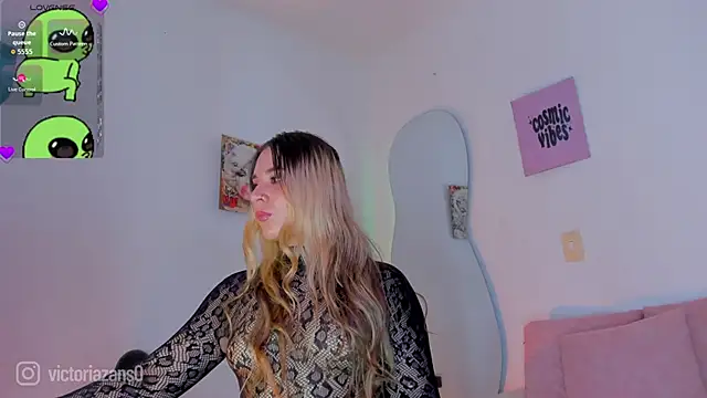 Vickyallien online show from 05.22.26