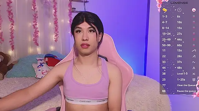 Snapshot of Sweettifani chatting on 03.13.26 Sweettifani online show from 03.13.26