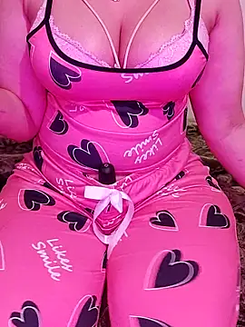 Snapshot of Malika-697 chatting on 03.10.26 Malika-697 online show from 03.10.26