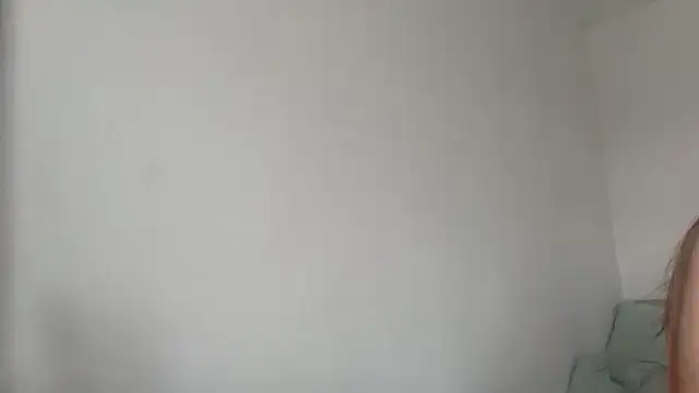 Snapshot of skyejde chatting on 09.14.25 skyejde online show from 09.14.25