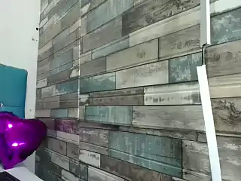 Snapshot of Tiana_Ebony18 chatting on 02.22.25 Tiana Ebony18 online show from 02.22.25