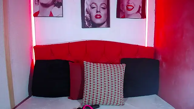 Tiana Ebony18 online show from 07.31.26