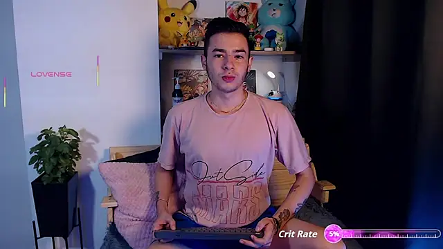 Snapshot of kyle_clint07 chatting on 09.10.25 kyle clint07 online show from 09.10.25