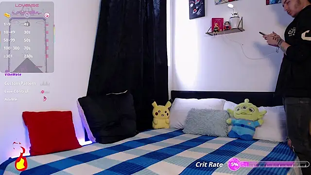 Snapshot of kyle_clint07 chatting on 11.19.25 kyle clint07 online show from 11.19.25