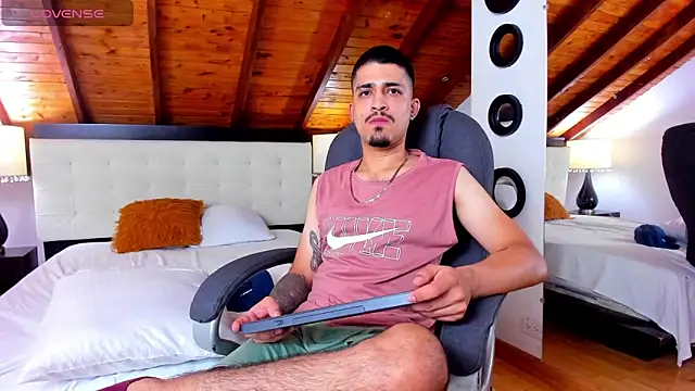 Sebastian Berne online show from 03.12.25