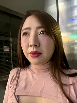 Hannababy  online show from 11.21.25