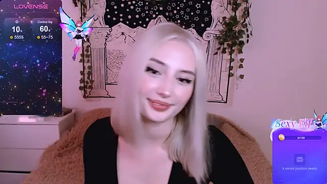 Snapshot of beauty_blonde chatting on 02.10.25 beauty blonde online show from 02.10.25