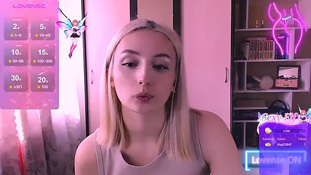 Snapshot of beauty_blonde chatting on 03.05.25 beauty blonde online show from 03.05.25