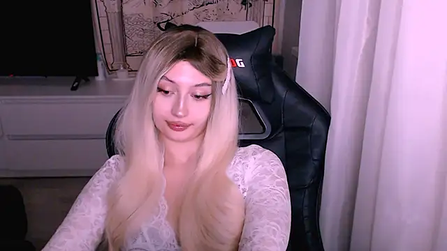 beauty blonde online show from 12.01.25