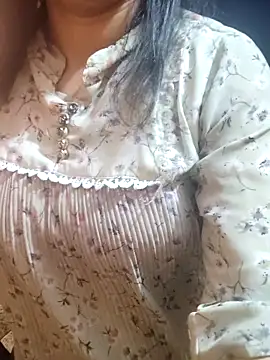 Your cutiepie  online show from 02.21.25