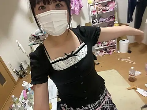 Snapshot of babu_tan_tan chatting on 07.25.26 babu tan tan online show from 07.25.26