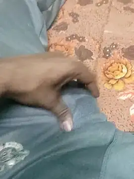 Snapshot of Yashkumar_0697 chatting on 03.04.25 Yashkumar 0697 online show from 03.04.25