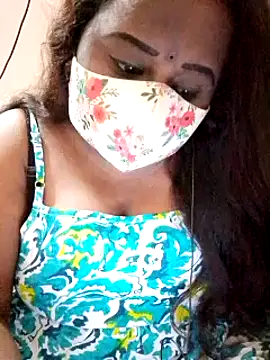 Snapshot of dolly_telugu01 chatting on 02.17.25 dolly telugu01 online show from 02.17.25