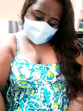 Snapshot of dolly_telugu01 chatting on 03.22.25 dolly telugu01 online show from 03.22.25