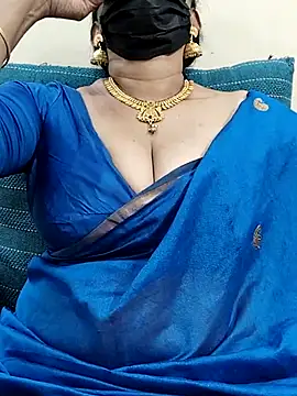 Snapshot of niiveditha chatting on 02.18.25 niiveditha online show from 02.18.25