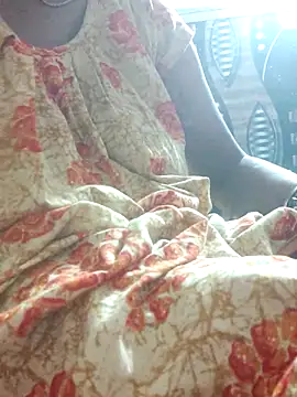 Snapshot of Hot-anjale chatting on 03.11.25 Hot-anjale online show from 03.11.25