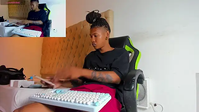 Snapshot of blackdirty420 chatting on 09.08.25 blackdirty420 online show from 09.08.25