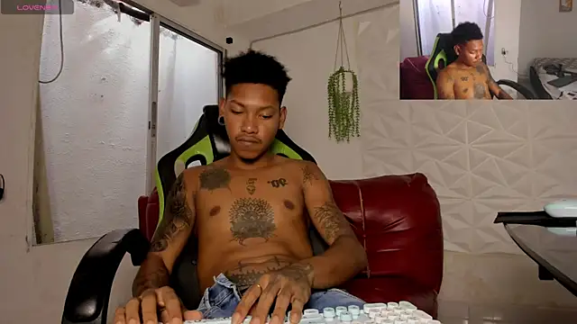 Snapshot of blackdirty420 chatting on 09.29.25 blackdirty420 online show from 09.29.25