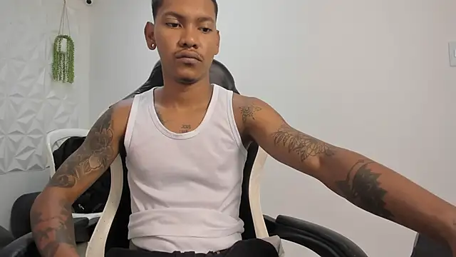 Snapshot of blackdirty420 chatting on 11.30.25 blackdirty420 online show from 11.30.25