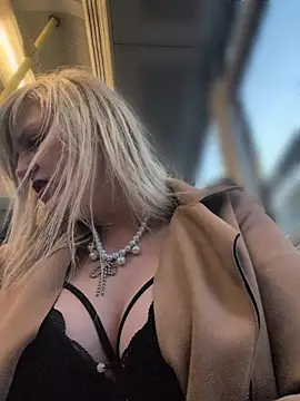 Sexybiene969 online show from 04.29.26