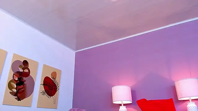 scarlet edwars online show from 02.11.25