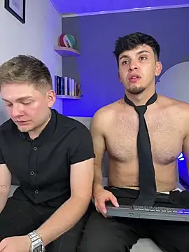 Snapshot of Angel_Montiell chatting on 09.20.25 Angel Montiell online show from 09.20.25