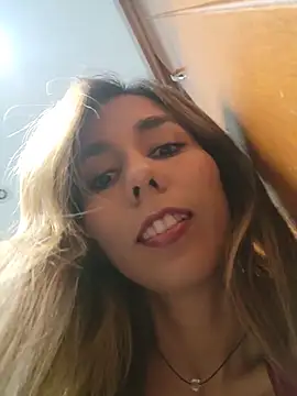 Snapshot of Alicee10 chatting on 02.04.26 Alicee10 online show from 02.04.26