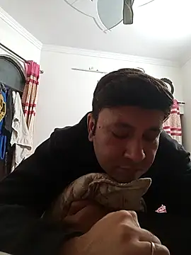 Snapshot of innocentboy1987 chatting on 11.19.25 innocentboy1987 online show from 11.19.25