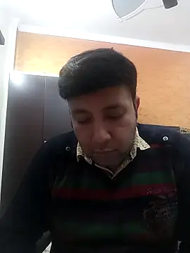 Snapshot of innocentboy1987 chatting on 12.03.25 innocentboy1987 online show from 12.03.25