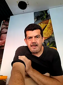 Snapshot of ketogo chatting on 03.07.25 ketogo online show from 03.07.25