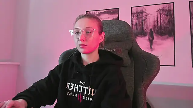 Snapshot of PhilippaAdamas chatting on 03.01.25 PhilippaAdamas online show from 03.01.25