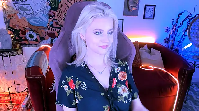 LeonaStane online show from 03.20.25