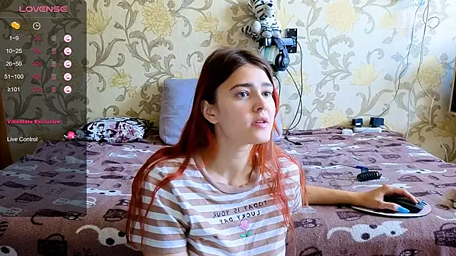 Snapshot of JennyStormy chatting on 09.13.25 JennyStormy online show from 09.13.25