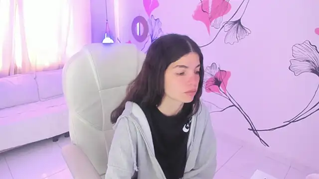 Isabela Fiorelli online show from 03.03.25