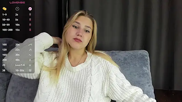 Snapshot of And1sa chatting on 09.23.25 And1sa online show from 09.23.25