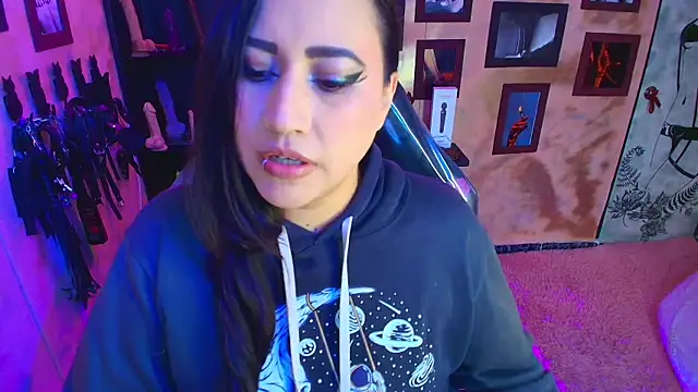 cherryy bombshelll online show from 01.07.26