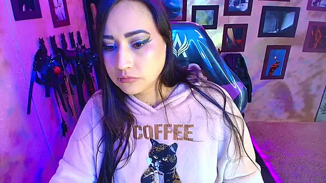 cherryy bombshelll online show from 02.06.26