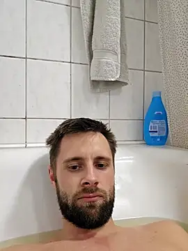 ademandjulia online show from 02.11.26