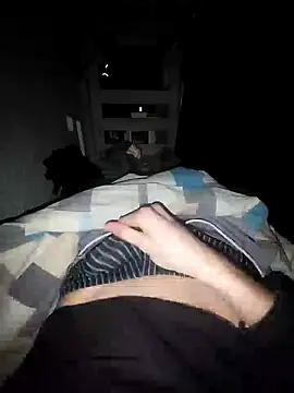 Snapshot of And25bn chatting on 02.08.25 And25bn online show from 02.08.25